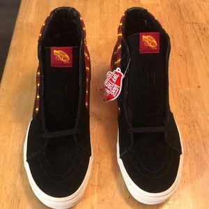 Vans Shoes - Vans Sk8-Hi Harry Potter Gryffindor Shoes Mens 11 Vans Shoes - Vans Sk8-Hi Harry Potter Gryffindor Shoes Mens 11